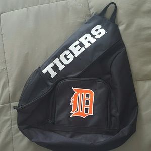 DETROIT TIGERS SLING BACKPACK!