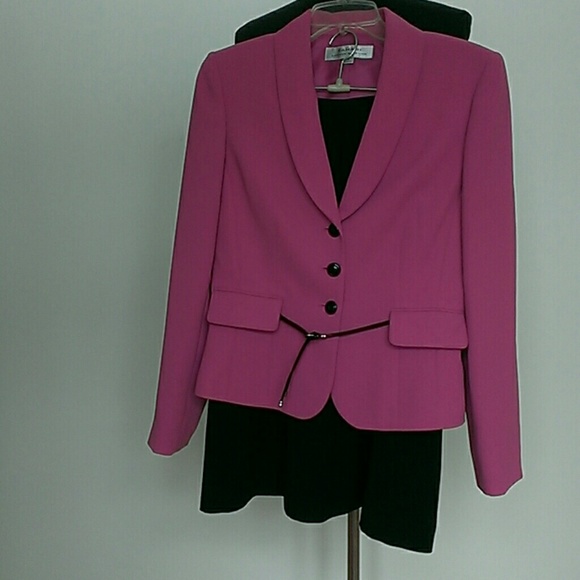 Suit
