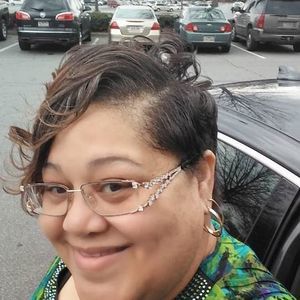 Meet your Posher, Debra