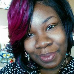 Meet your Posher, Ebony