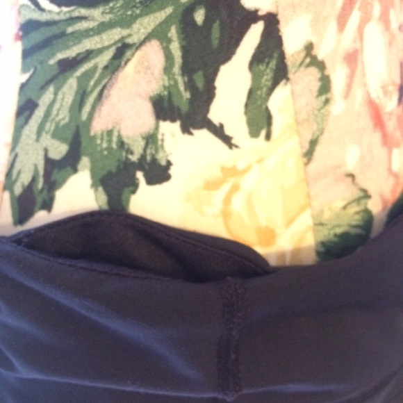 lululemon jog skirt II - Picture 4 of 4