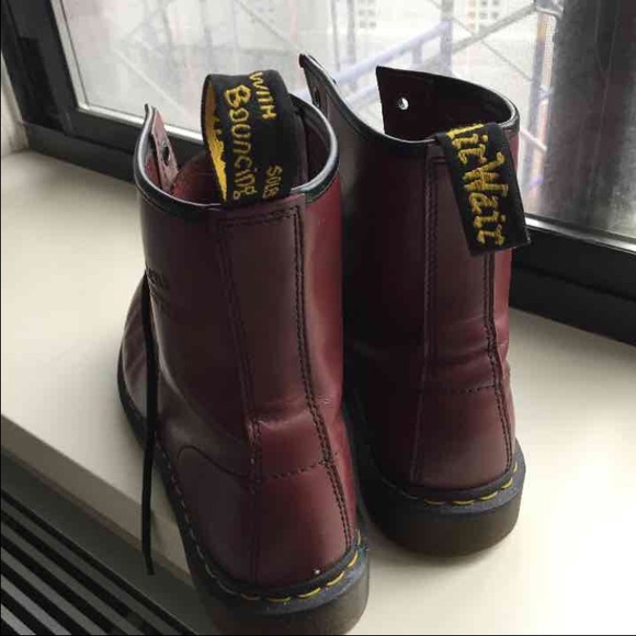 Original Doc Marten Boots in Maroon - Picture 4 of 4
