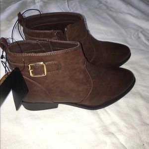 Leather ankle boots