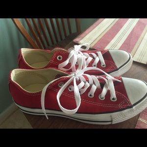 Never worn red converse