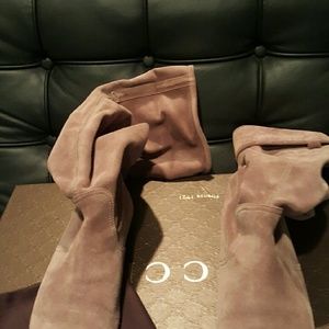 Gucci suede slouchy boots