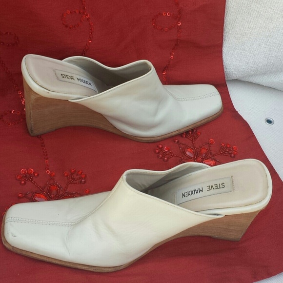 Off white Wedge Mules, 7B Steve Madden - Picture 2 of 4
