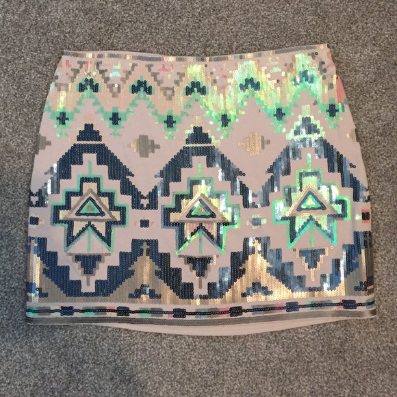 Cute Aztec sequin skirt - never worn