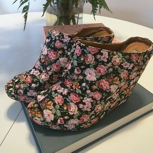 Urban Outfitters floral wedge peep toe