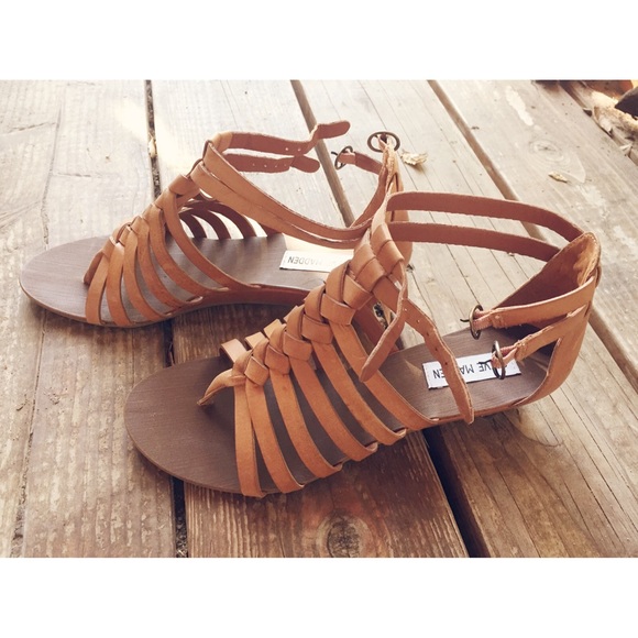 Steve Madden brown leather sandals