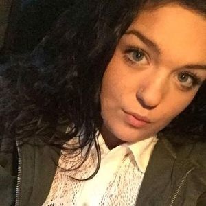 Meet your Posher, Carly