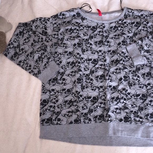 Skull Sweatshirt