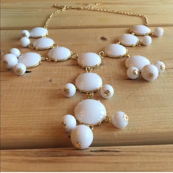 •LAST• T&J Designs Bubble Necklace - White - Picture 3 of 4