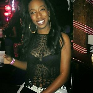 Meet your Posher, Valerie