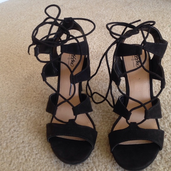 Stunning, in-style lace up heels