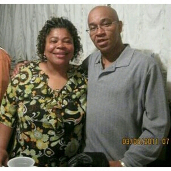 Meet your Posher, Gale - Picture 1 of 1