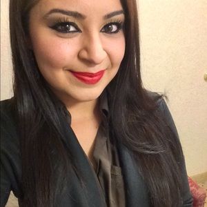 Meet your Posher, Cyndy