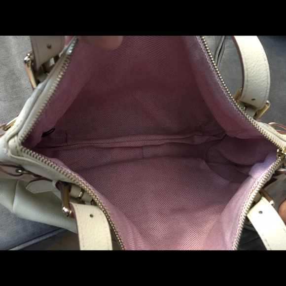 Brand New Dooney & Bourke handbag - Picture 3 of 3