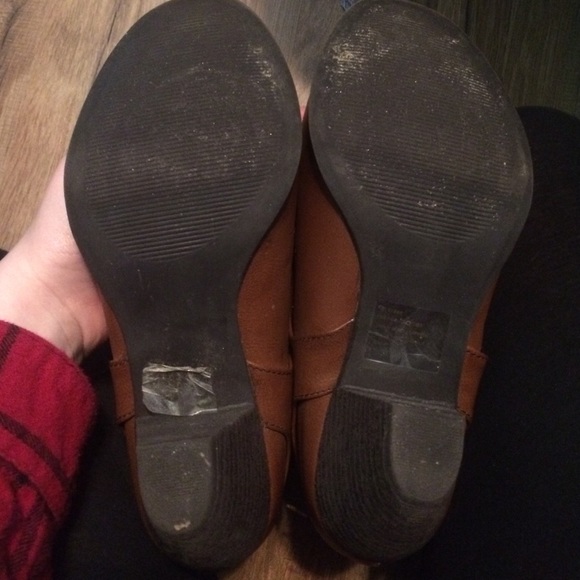 Maurices short heeled boots - Picture 3 of 3