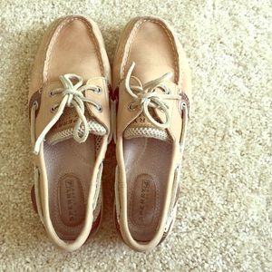 Mesh and leather Sperrys