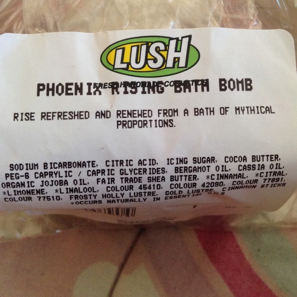 Phoenix Rising Bath Bomb - Picture 3 of 3
