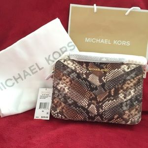 BNWT Michael Kors Lg Crossbody