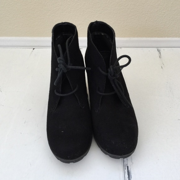 White Mountain Booties