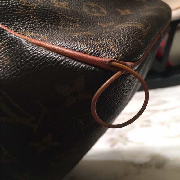 Louis Vuitton purse - Picture 3 of 4