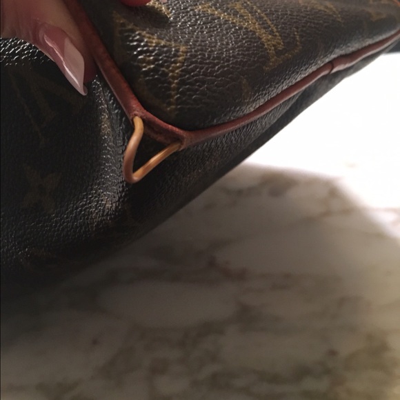 Louis Vuitton purse - Picture 4 of 4