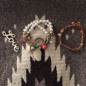 Bracelet and love pendant set