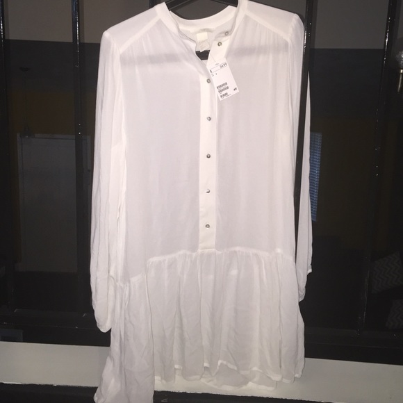 Oversize top that can be used as a beach cover up!