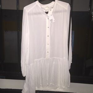 Oversize top that can be used as a beach cover up!