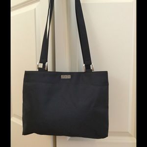 💞SALE! 💞Black Tote Great for Traveling Or Beach!