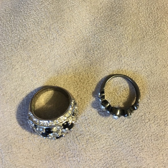 Rings - Picture 2 of 4