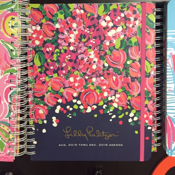 NEVER USED Lilly Pulitzer 2016 planner/ agenda