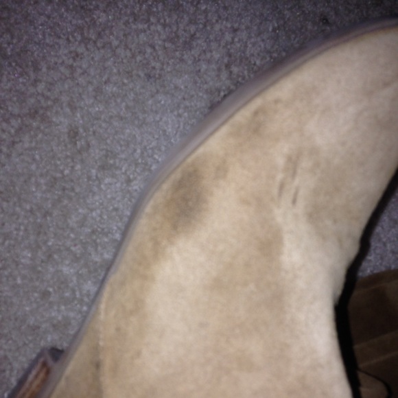 Fringe Boot! Trendy! Sits at the knee! - Picture 4 of 4