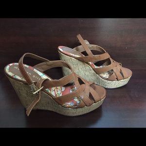 Madden Girl Wedges Size 8.5