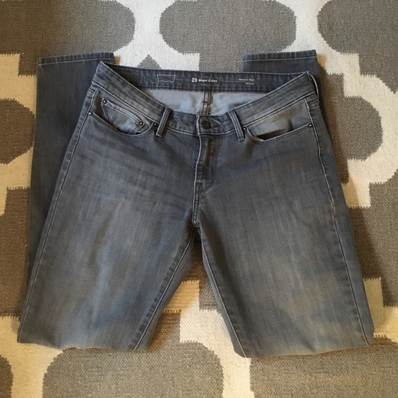 Grey Wash Levi Jeans