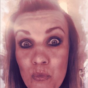 Meet your Posher, Keri