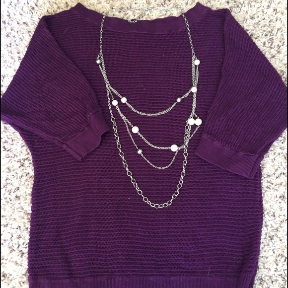 Classic pearl and chain necklace