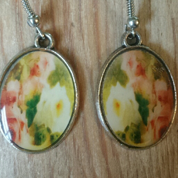 ~FREE~ w any purchase