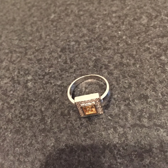 Gorgeous two tone ring
