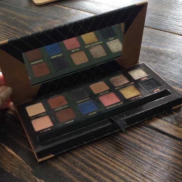 Limited Edition • Anastasia Beverly Hills