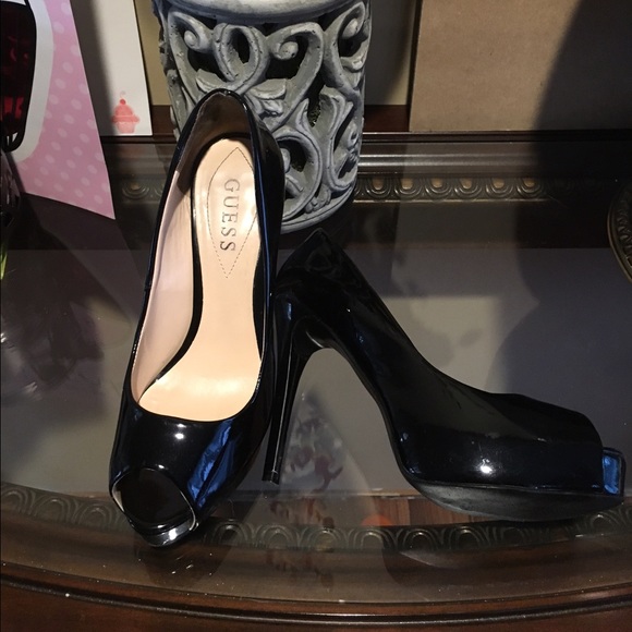 Guess black heels