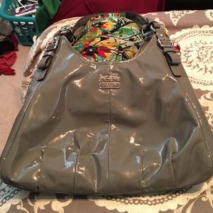 Price Reduced 💚Coach Patent Leather Bag