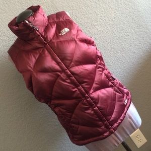 North Face Medium 550 vest