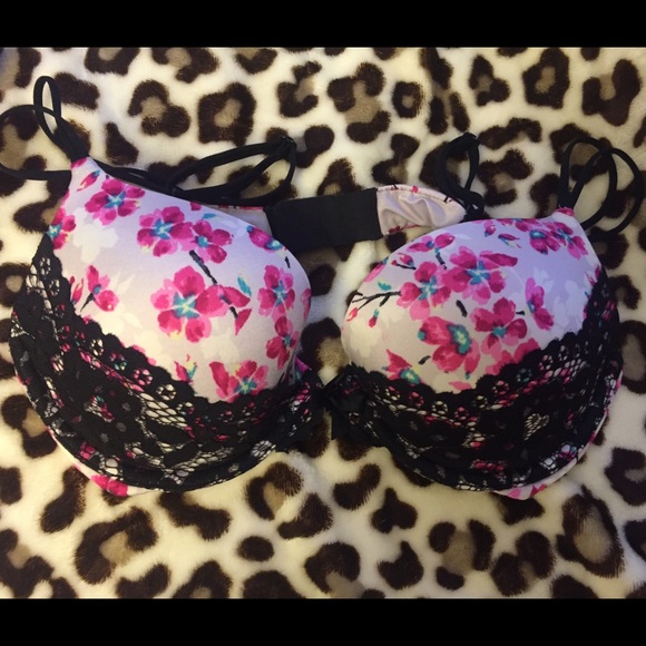 Victoria's Secret Very Sexy Demi Push-Up 36B