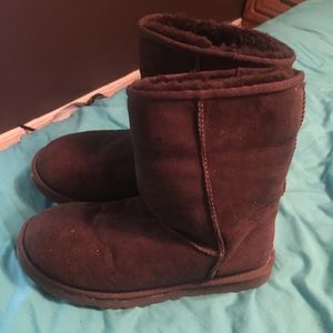 Chocolate brown classic short ugg