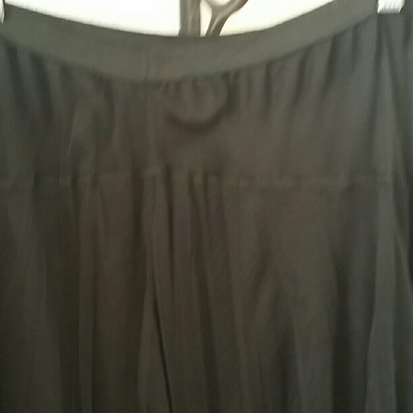 Skirt - Picture 3 of 3