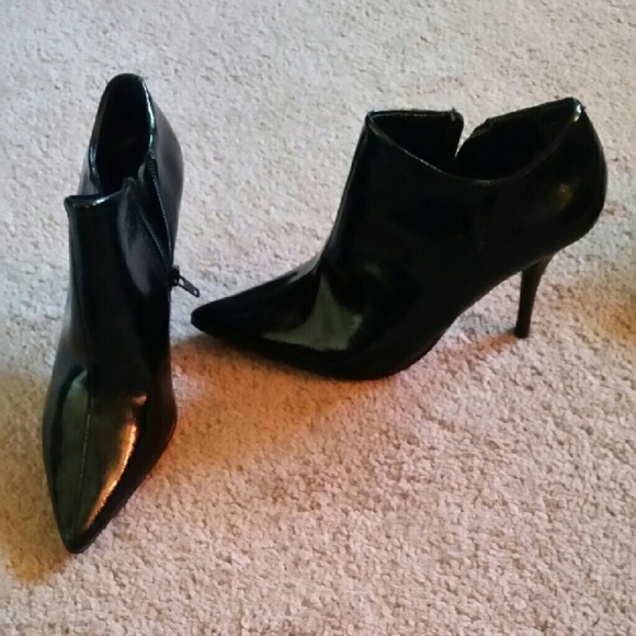 Nine weat high heel booties