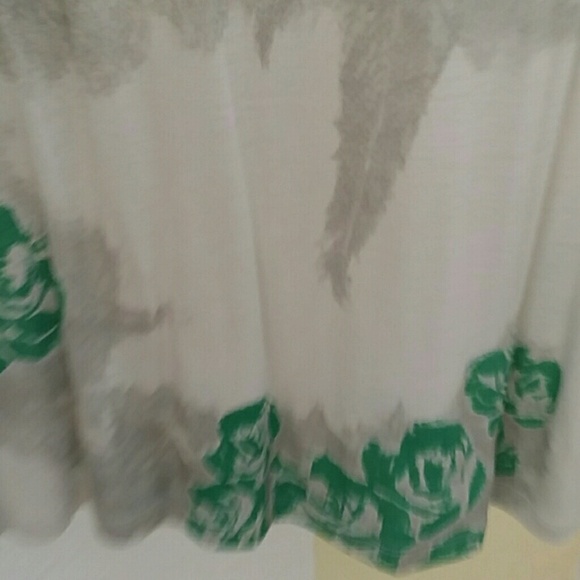 Top - Picture 3 of 4